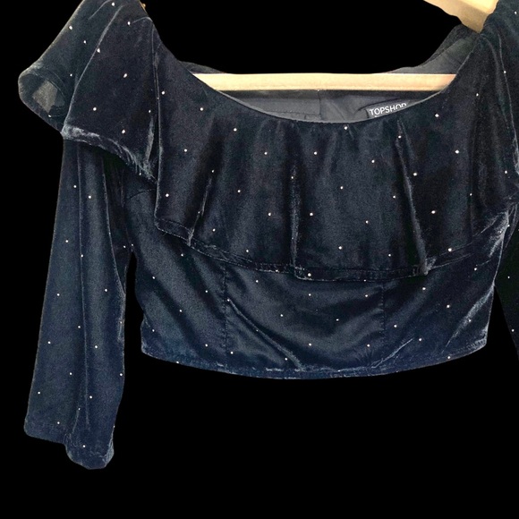 SZ 4•TOPSHOP•BLACK VELVET W GOLD FLECKS - LAYERED / FRILLY / SEXY CROP TOP• - Picture 2 of 4